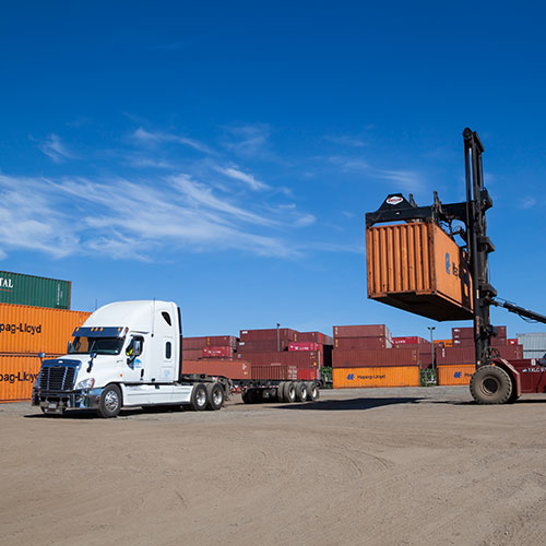 Gusgo Transport truck and containers