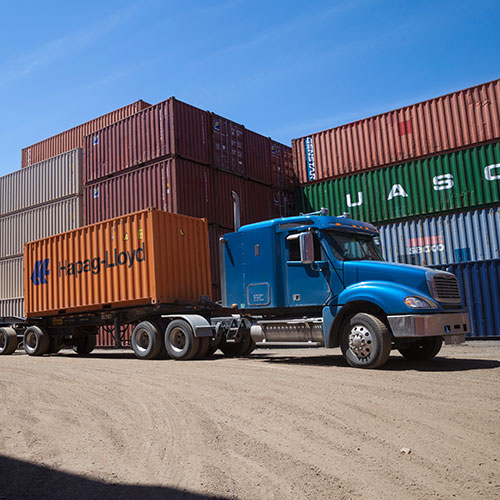 Gusgo Transport truck and containers